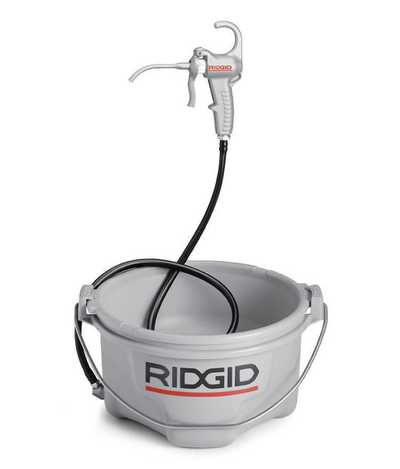 418 Hand Oiler with 1 Gallon Premium Thread Cutting Oil & Heavy-Duty Reservoir